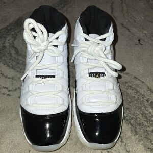 Jordan 11 GS Gratitude